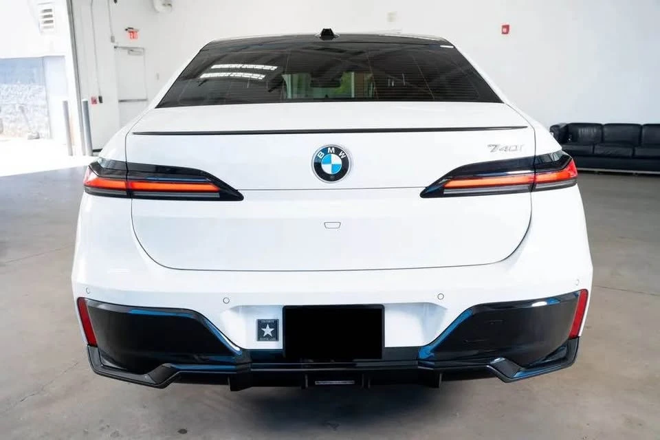 2023 BMW G70 7 Series - Image 6 of 19