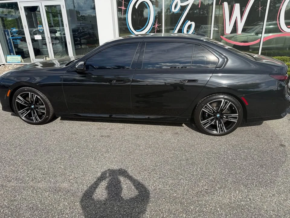 2023 BMW G70 7 Series - Image 4 of 13