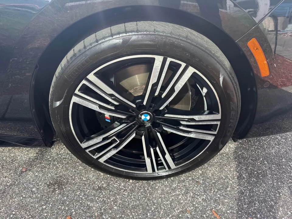 2023 BMW G70 7 Series - Image 11 of 13