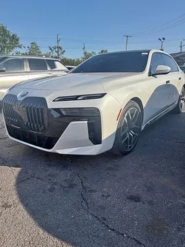 2023 BMW 760i xDrive Sedan