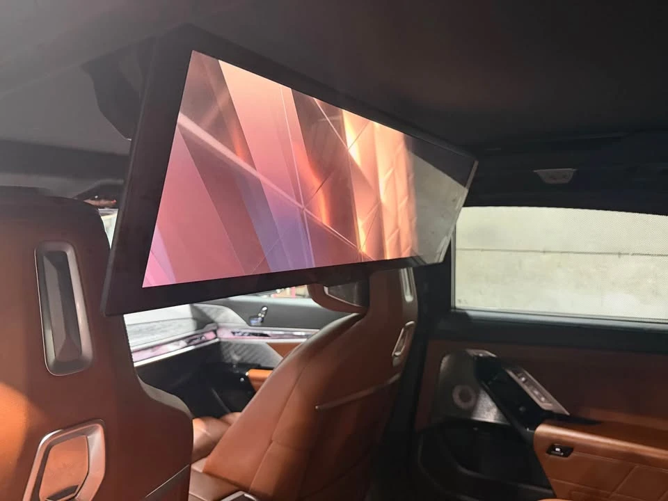 2023 BMW G70 7 Series - Image 16 of 20