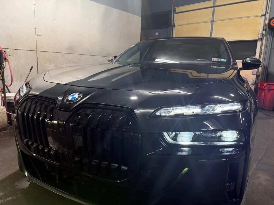 2023 BMW G70 7 Series - Image 4 of 20