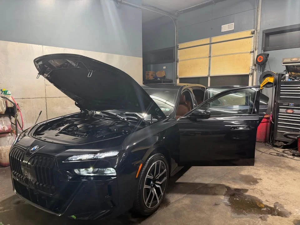 2023 BMW G70 7 Series - Image 19 of 20