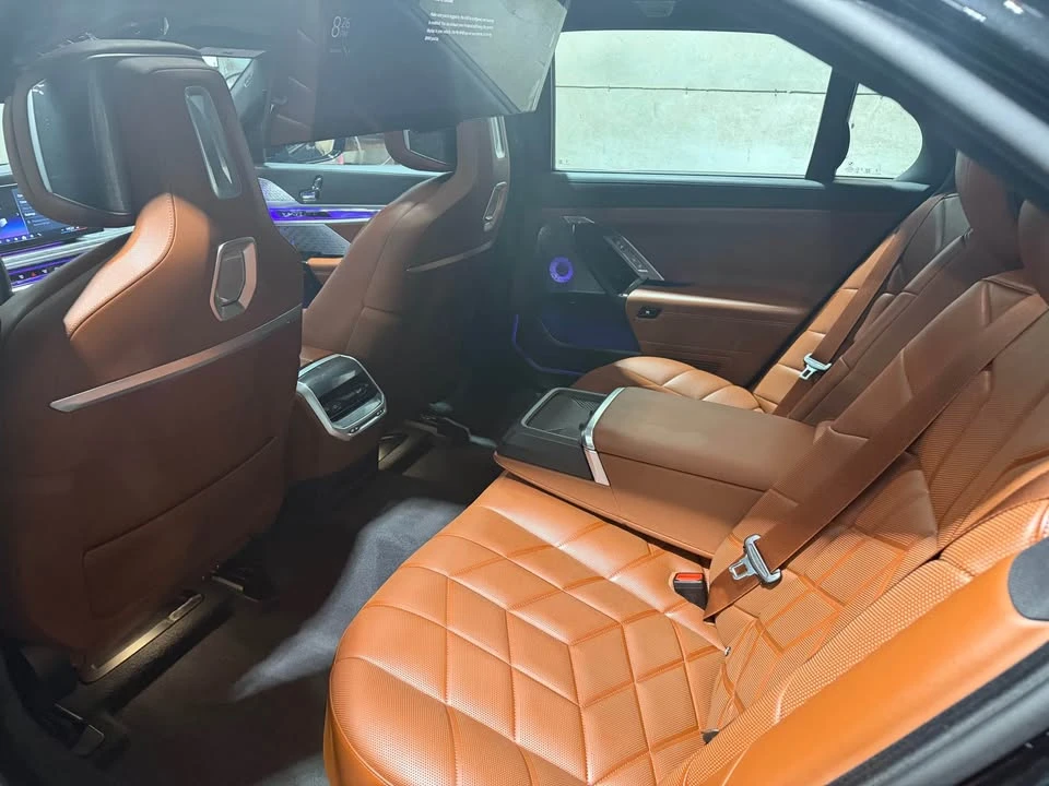 2023 BMW G70 7 Series - Image 7 of 20