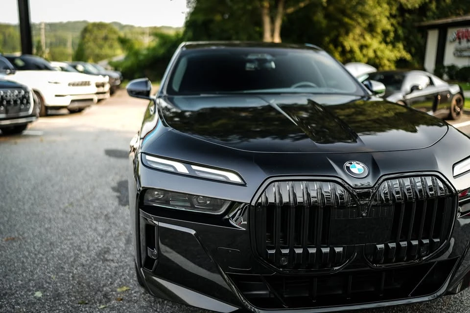 2023 BMW G70 7 Series - Image 4 of 20
