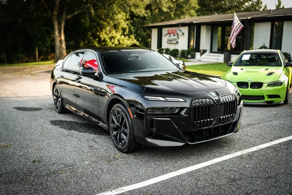 2023 BMW G70 7 Series - Image 7 of 20