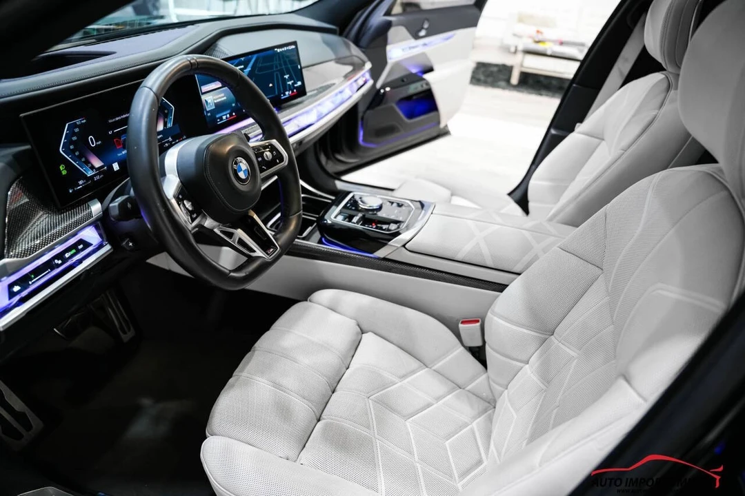 2023 BMW G70 7 Series - Image 5 of 12