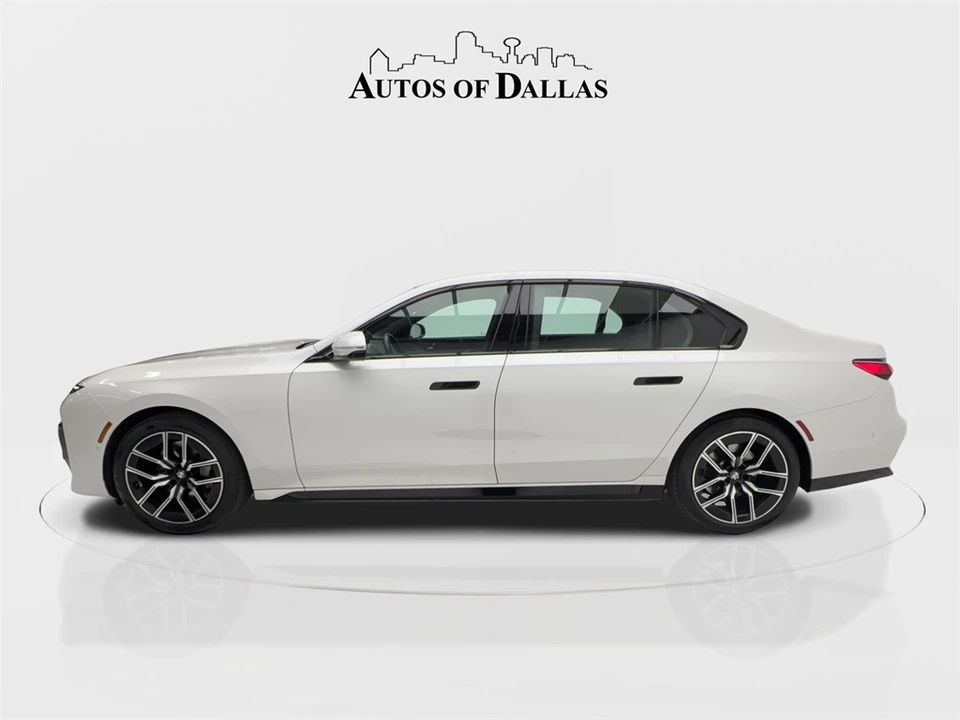 2023 BMW G70 7 Series - Image 7 of 12
