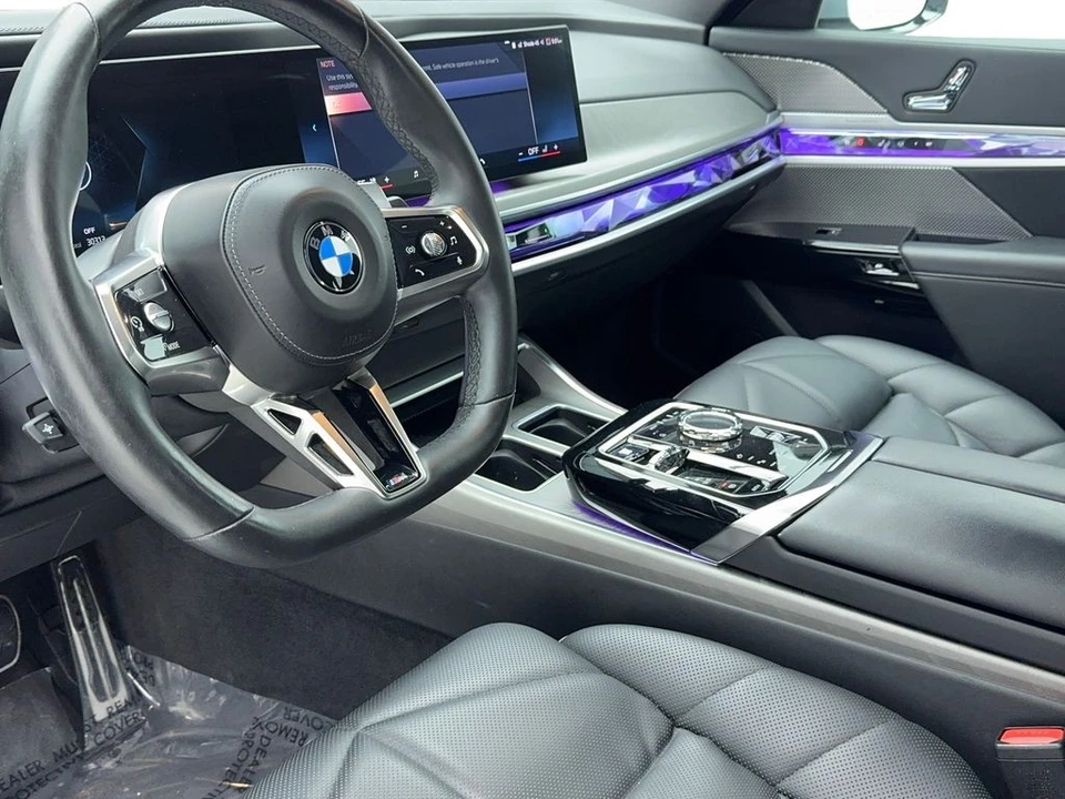 2023 BMW G70 7 Series - Image 17 of 21
