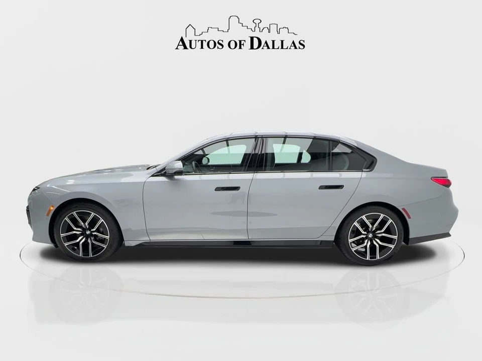 2023 BMW G70 7 Series - Image 7 of 12