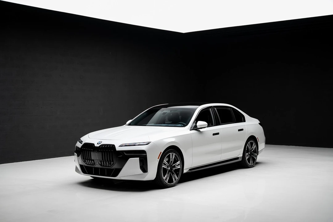 2023 BMW G70 7 Series - Image 4 of 12