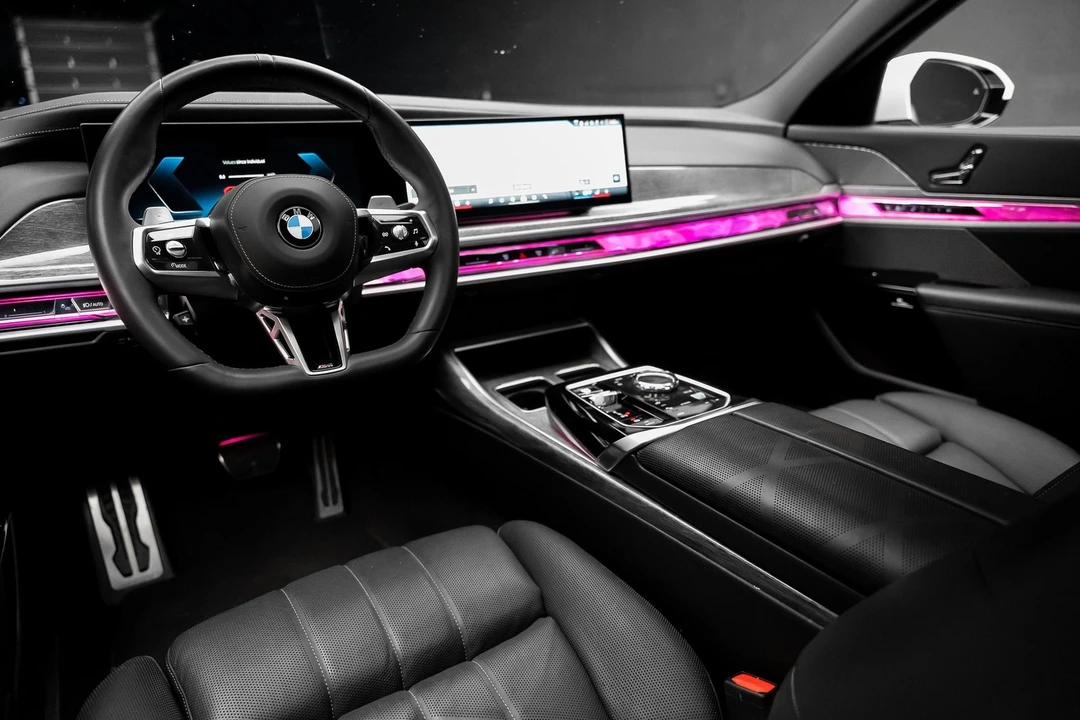 2023 BMW G70 7 Series - Image 2 of 12