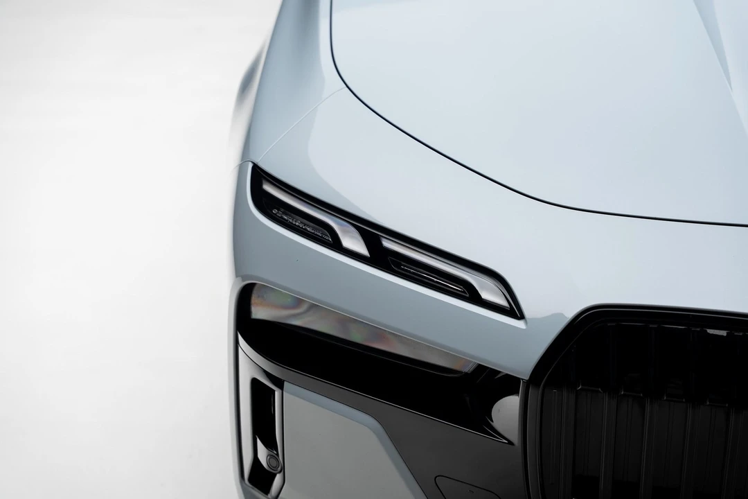 2023 BMW G70 7 Series - Image 11 of 21