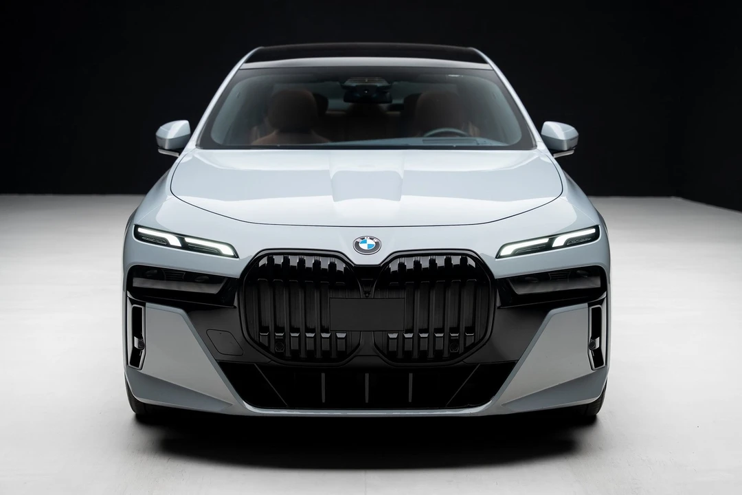 2023 BMW G70 7 Series - Image 6 of 21