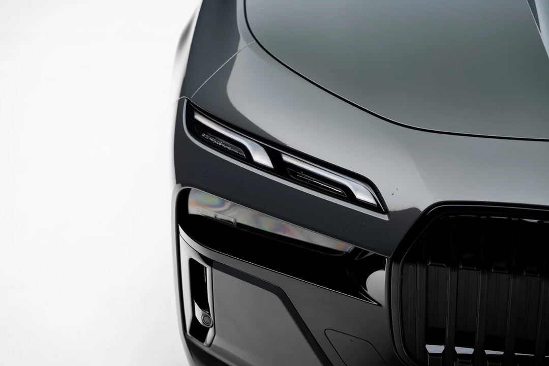 2023 BMW G70 7 Series - Image 11 of 21