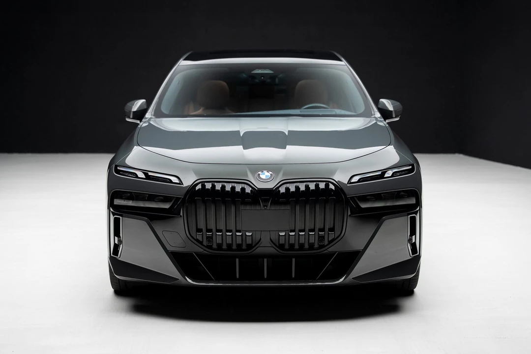 2023 BMW G70 7 Series - Image 6 of 21