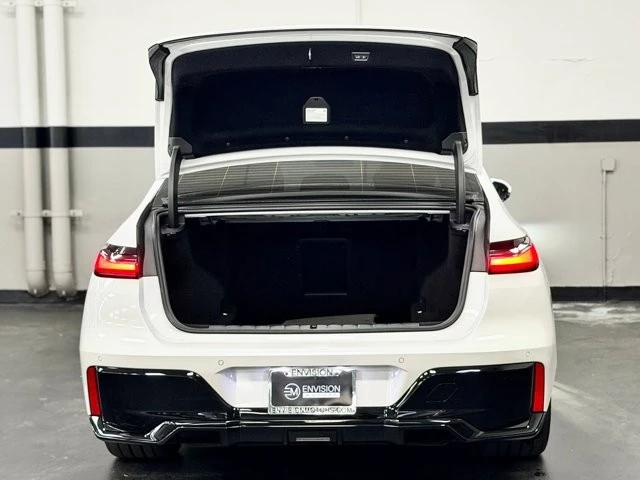 2023 BMW G70 7 Series - Image 15 of 21