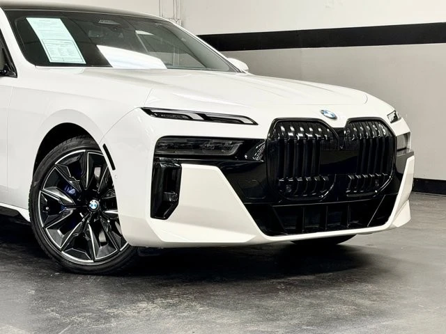 2023 BMW G70 7 Series - Image 3 of 21