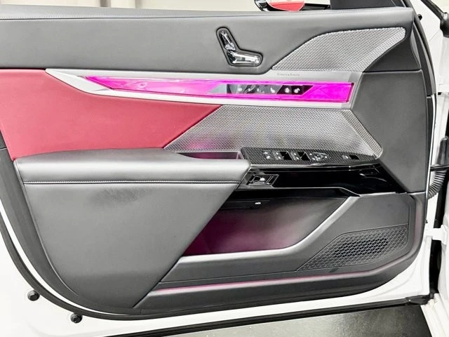 2023 BMW G70 7 Series - Image 20 of 21