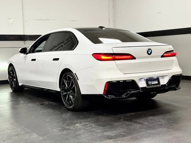 2023 BMW G70 7 Series - Image 10 of 21