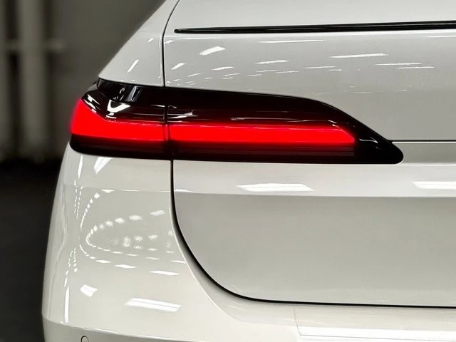 2023 BMW G70 7 Series - Image 13 of 21