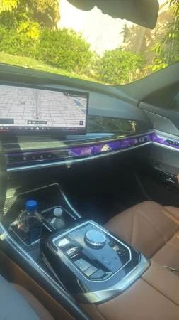 2023 BMW G70 7 Series - Image 3 of 5
