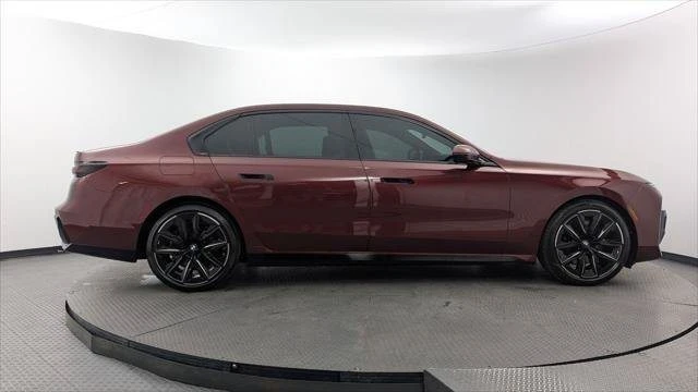 2023 BMW G70 7 Series - Image 8 of 20