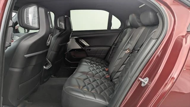 2023 BMW G70 7 Series - Image 15 of 20