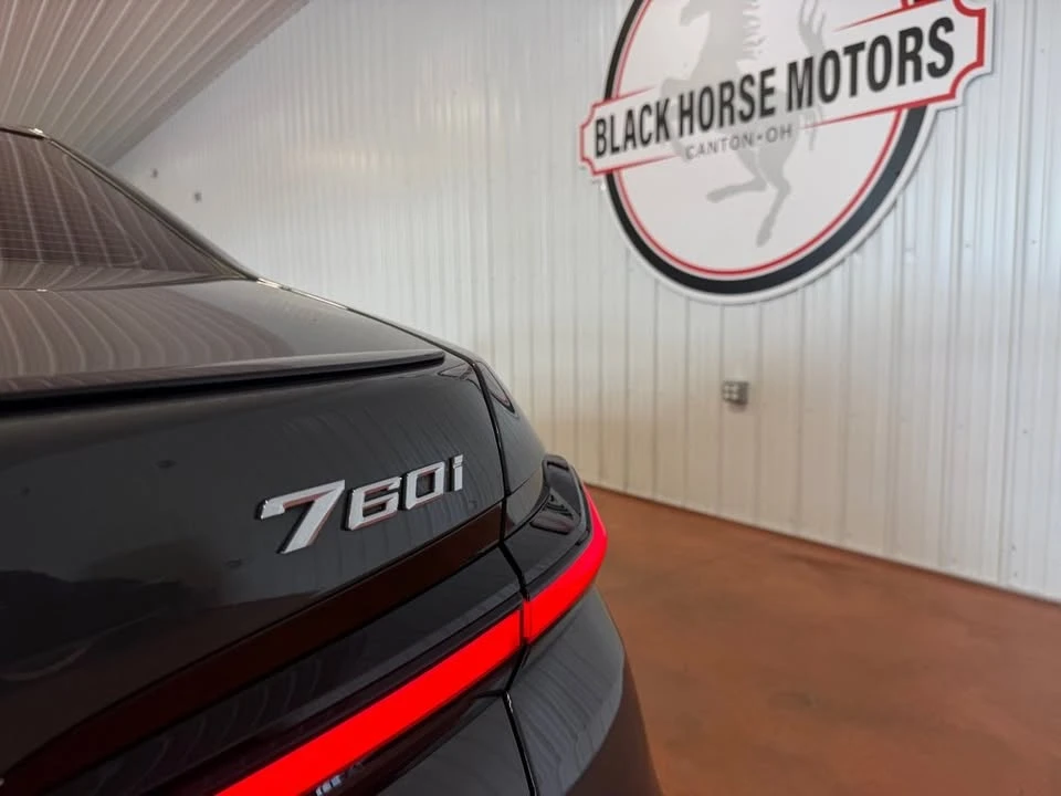 2023 BMW G70 7 Series - Image 18 of 20