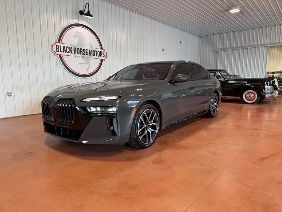 2023 BMW G70 7 Series - Image 6 of 20