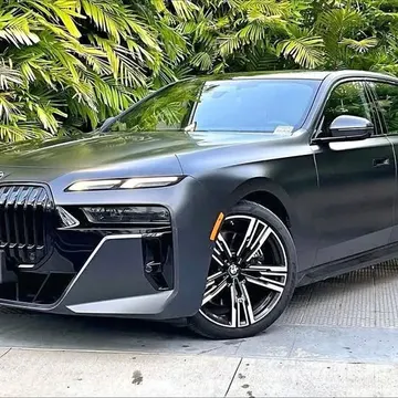 2023 BMW 760 i xDrive