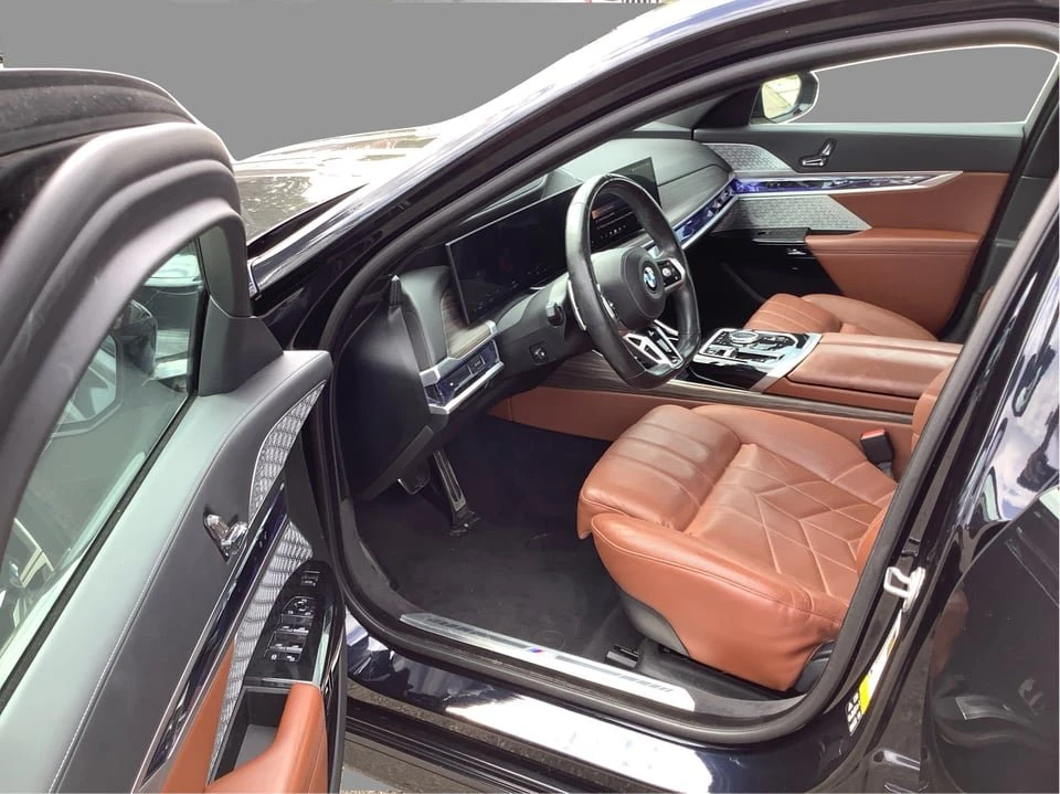 2023 BMW G70 7 Series - Image 9 of 20