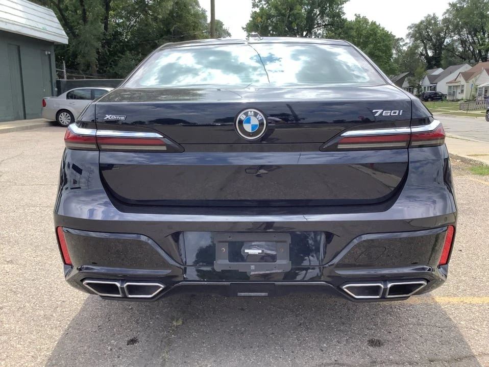 2023 BMW G70 7 Series - Image 4 of 20