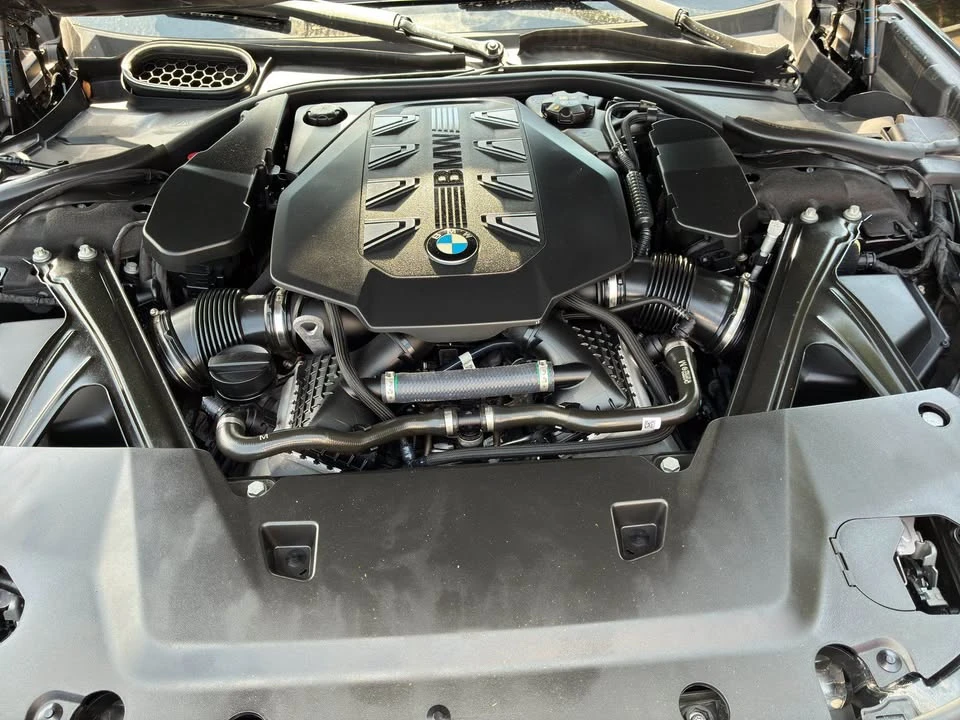 2023 BMW G70 7 Series - Image 17 of 18