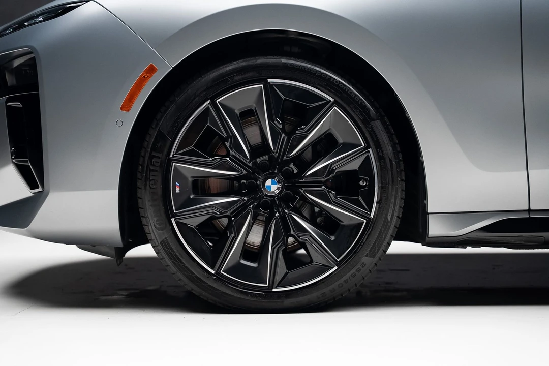 2023 BMW G70 7 Series - Image 20 of 21