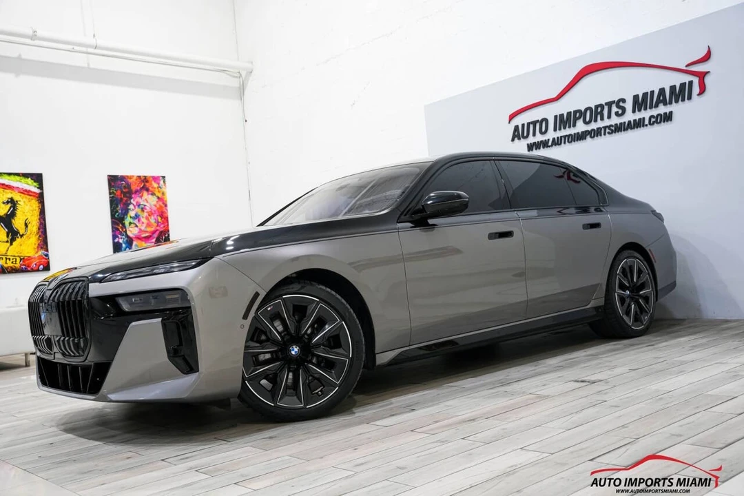2023 BMW G70 7 Series - Image 4 of 21