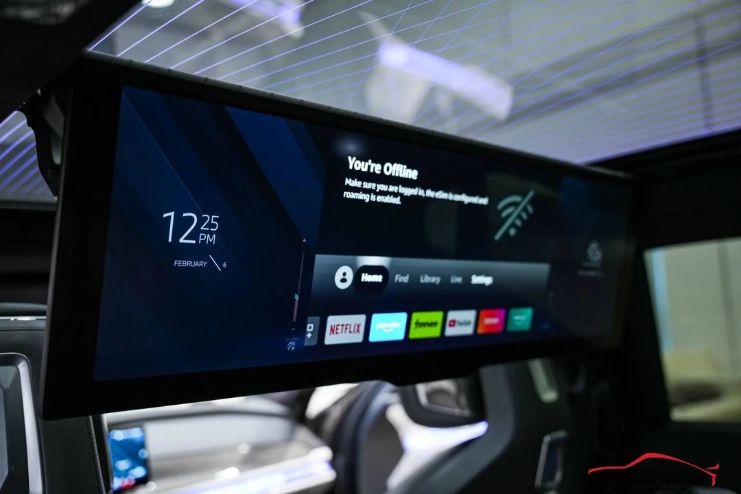 2023 BMW G70 7 Series - Image 10 of 21