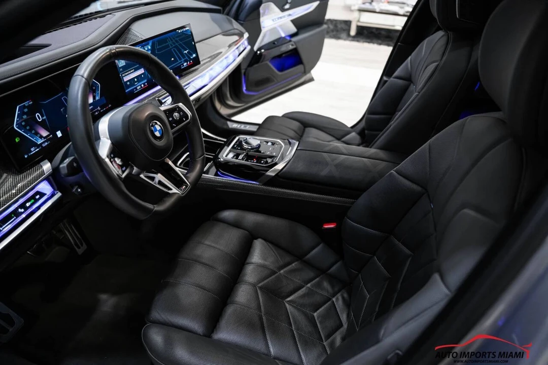 2023 BMW G70 7 Series - Image 8 of 21