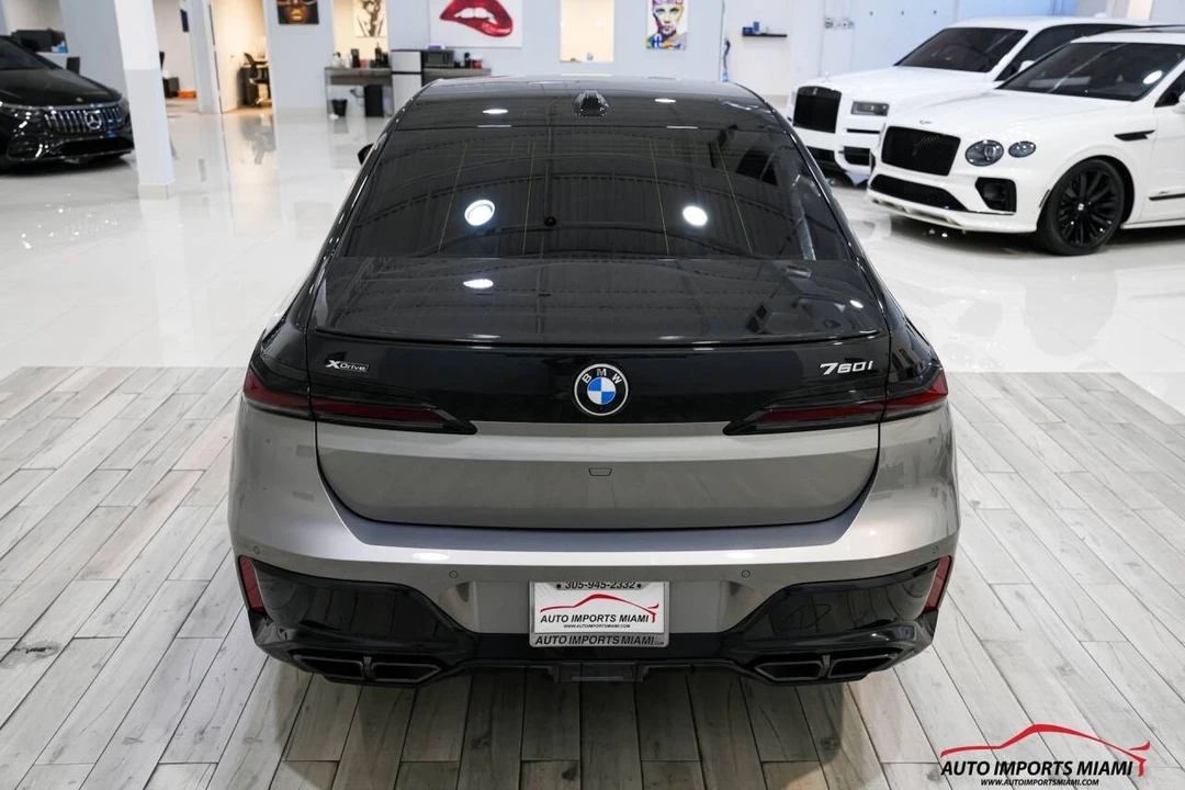 2023 BMW G70 7 Series - Image 20 of 21