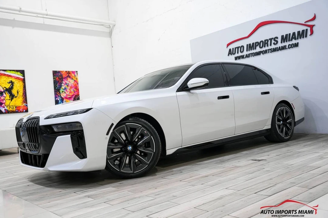 2023 BMW G70 7 Series - Image 4 of 12