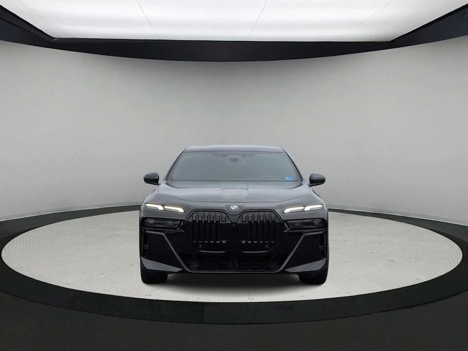 2023 BMW G70 7 Series - Image 3 of 20