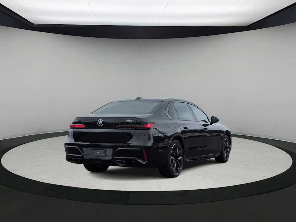 2023 BMW G70 7 Series - Image 8 of 20