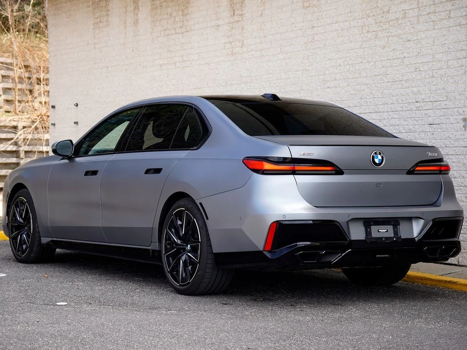 2023 BMW G70 7 Series - Image 4 of 12