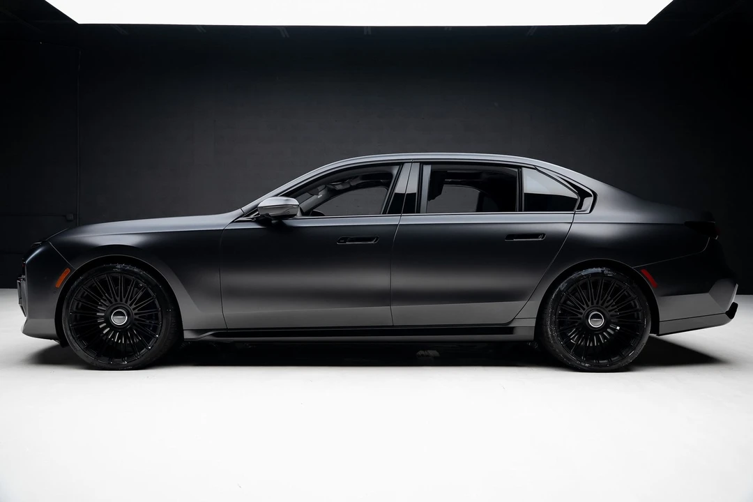 2023 BMW G70 7 Series - Image 16 of 21