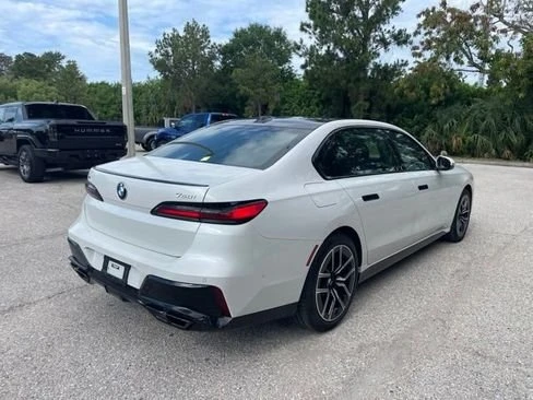 2023 BMW G70 7 Series - Image 2 of 10
