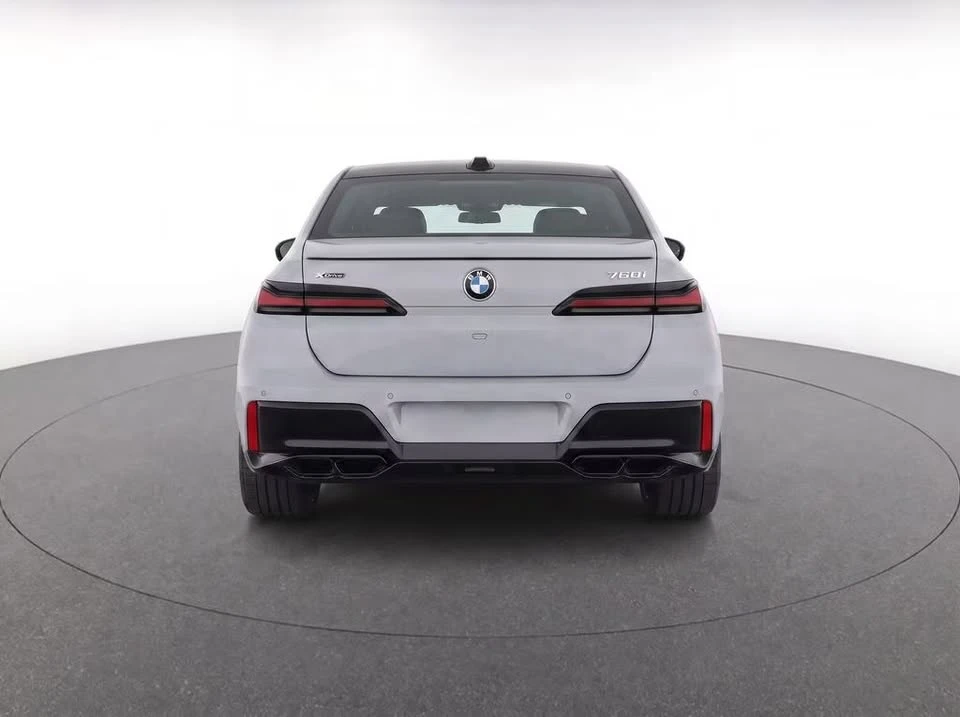 2023 BMW G70 7 Series - Image 5 of 17