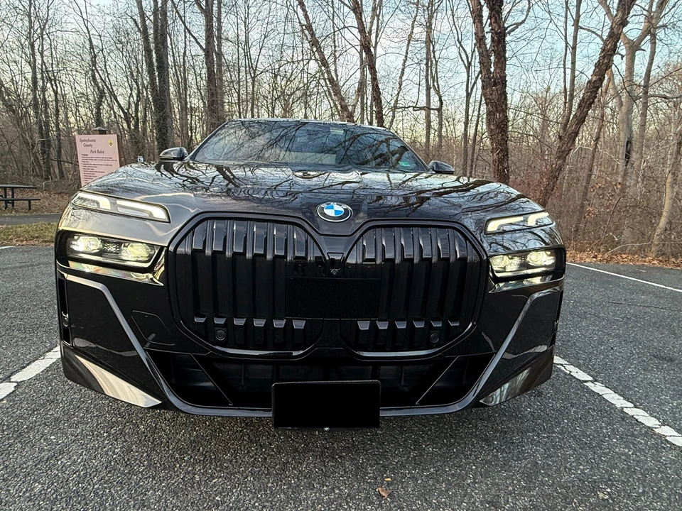 2023 BMW G70 7 Series - Image 6 of 31