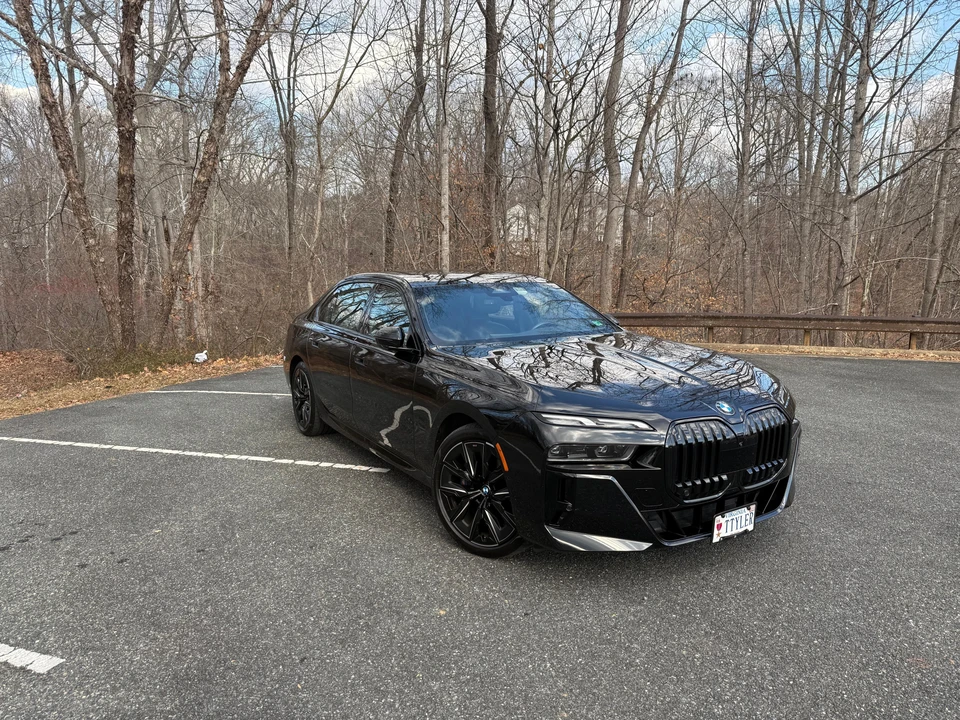 2023 BMW G70 7 Series - Image 22 of 31