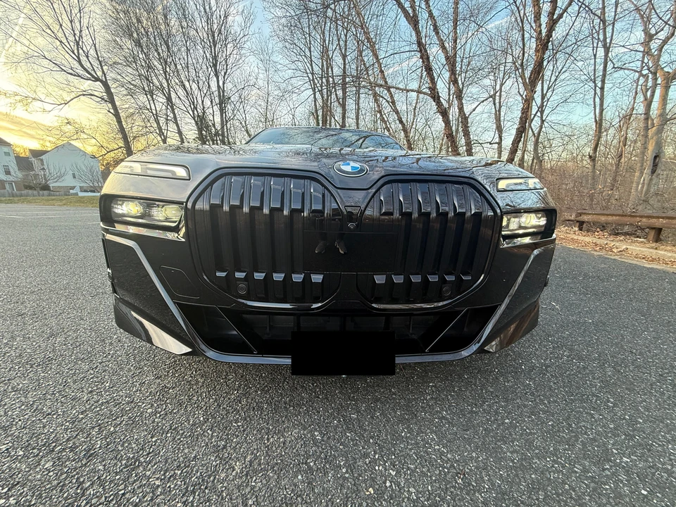 2023 BMW G70 7 Series - Image 7 of 31