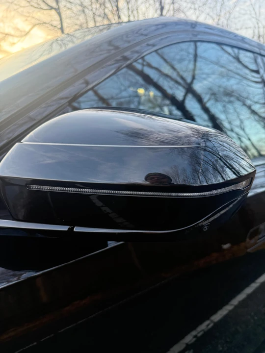 2023 BMW G70 7 Series - Image 29 of 31